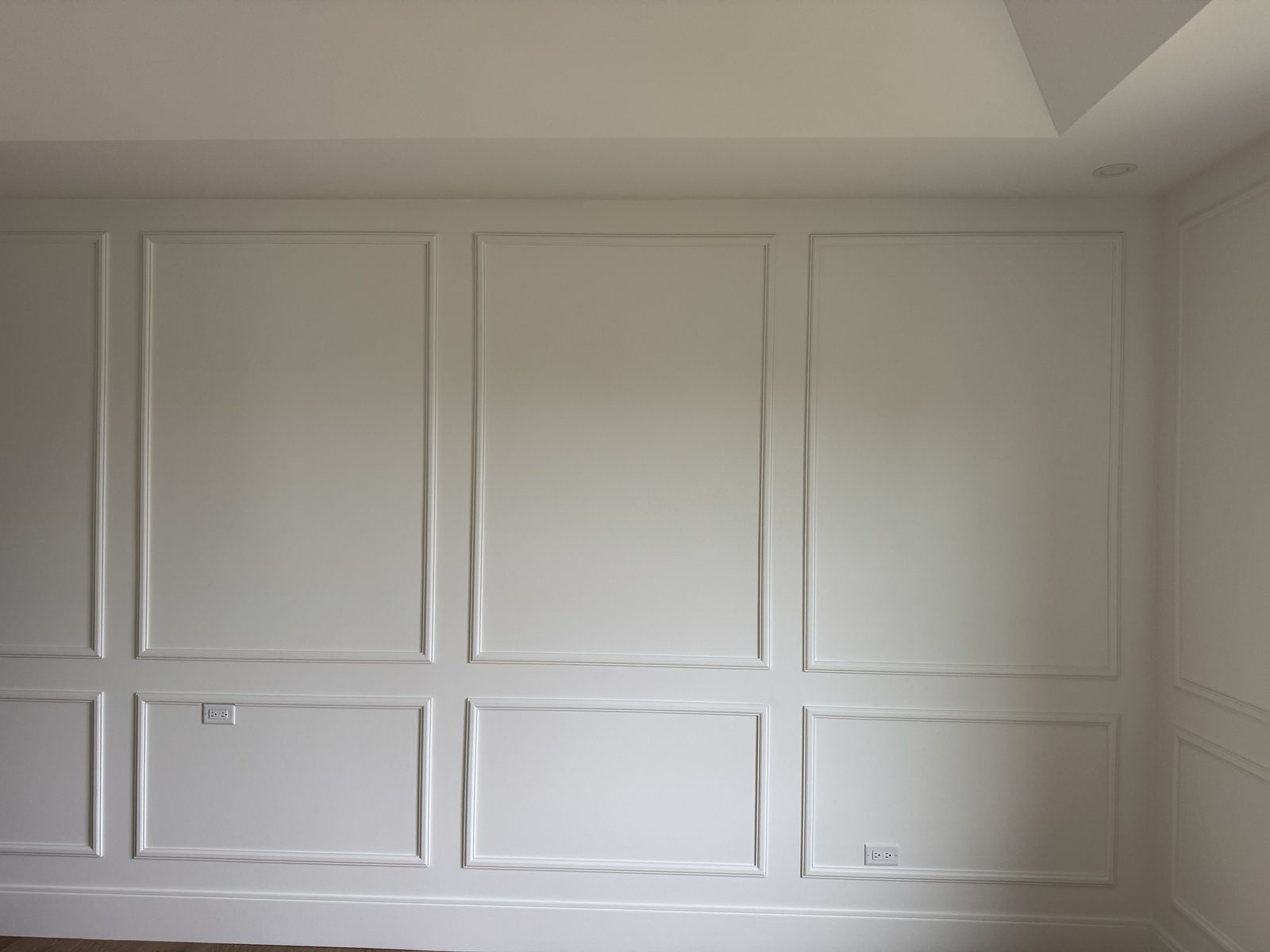 Wainscoting, close view